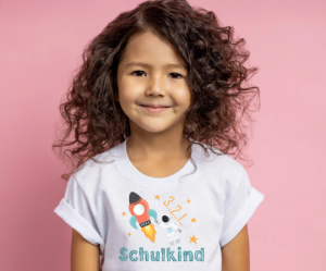 SCHULKIND Bügelbild T-Shirt zur Einschulung Astronaut SCHULKIND Bügelbild T-Shirt zur Einschulung Astronaut