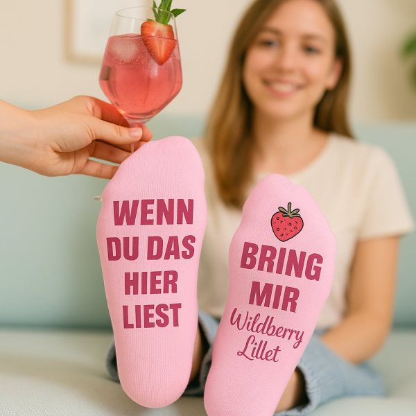 Muttertag Socken - Auszeitgeschenk Wildberry Lillet, lustige Sprüchesocken für Mama