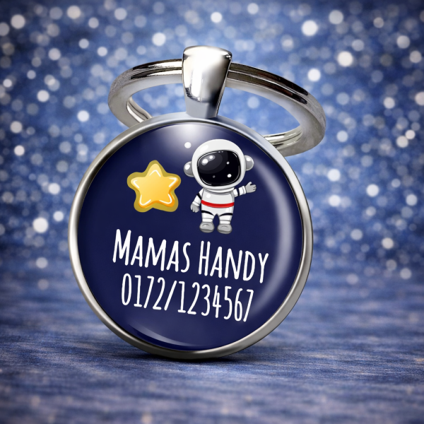 Einschulung Geschenk | Notfallnummer Anhänger – Motiv Astronaut