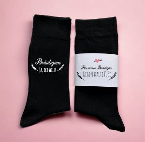 Hochzeit Geschenk Socken "Gegen kalte Füße" für den Bräutigam Hochzeit Geschenk Socken "Gegen kalte Füße" für den Bräutigam