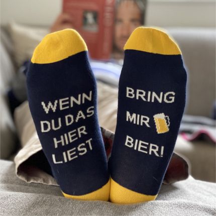 Geschenk Auszeitsocken „Bring mir Bier"
